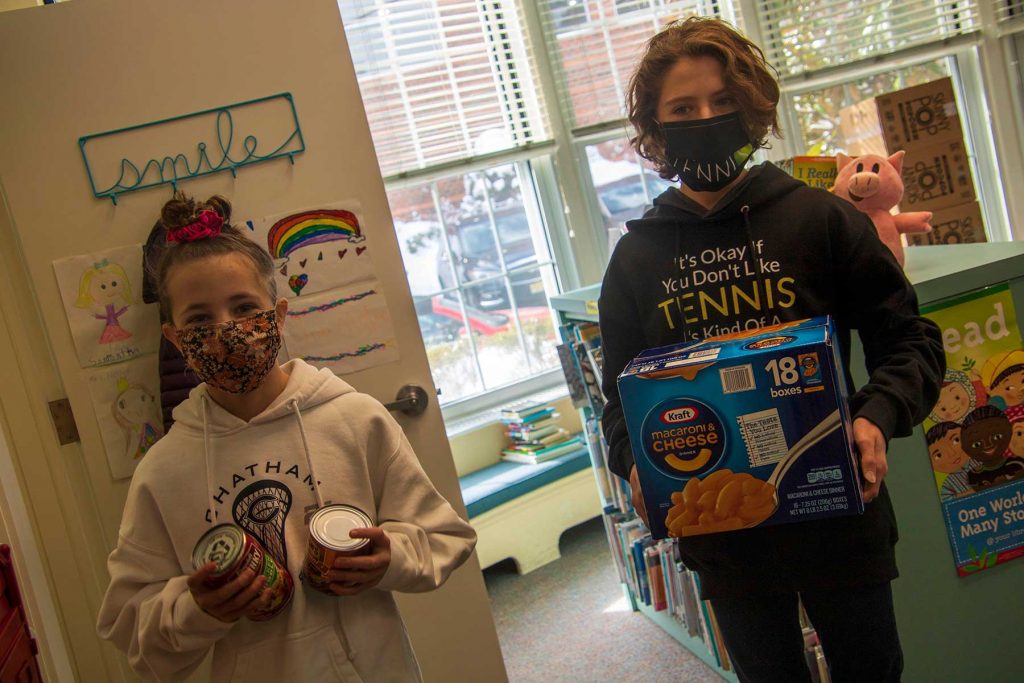 Oak Knoll’s coeducational pre-K to grade 6 Lower School didn’t let the major snowstorm earlier this week deter their efforts to celebrate its Catholic education during the 47th annual national celebration of Catholic Schools Week.