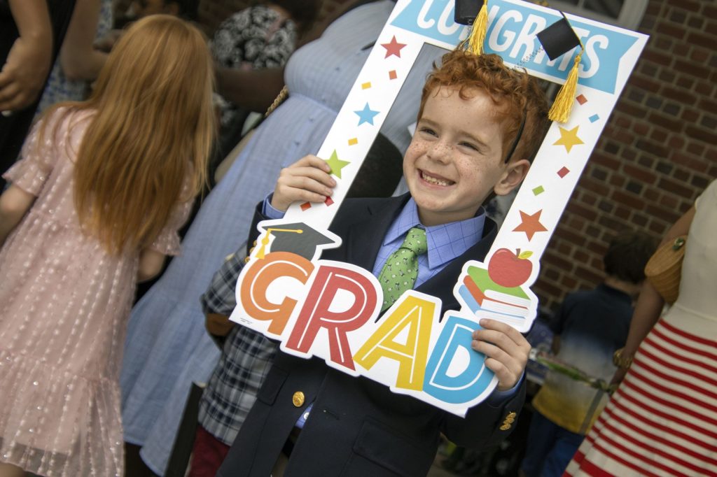 31 Oak Knoll School Kindergarten Students Graduate to First Grade